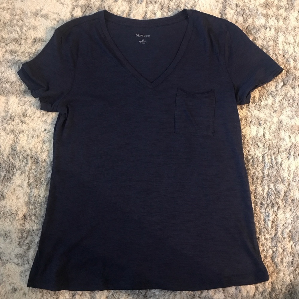 Dept 222‎ size M navy blue v-neck short sleeve tee shirt NWT